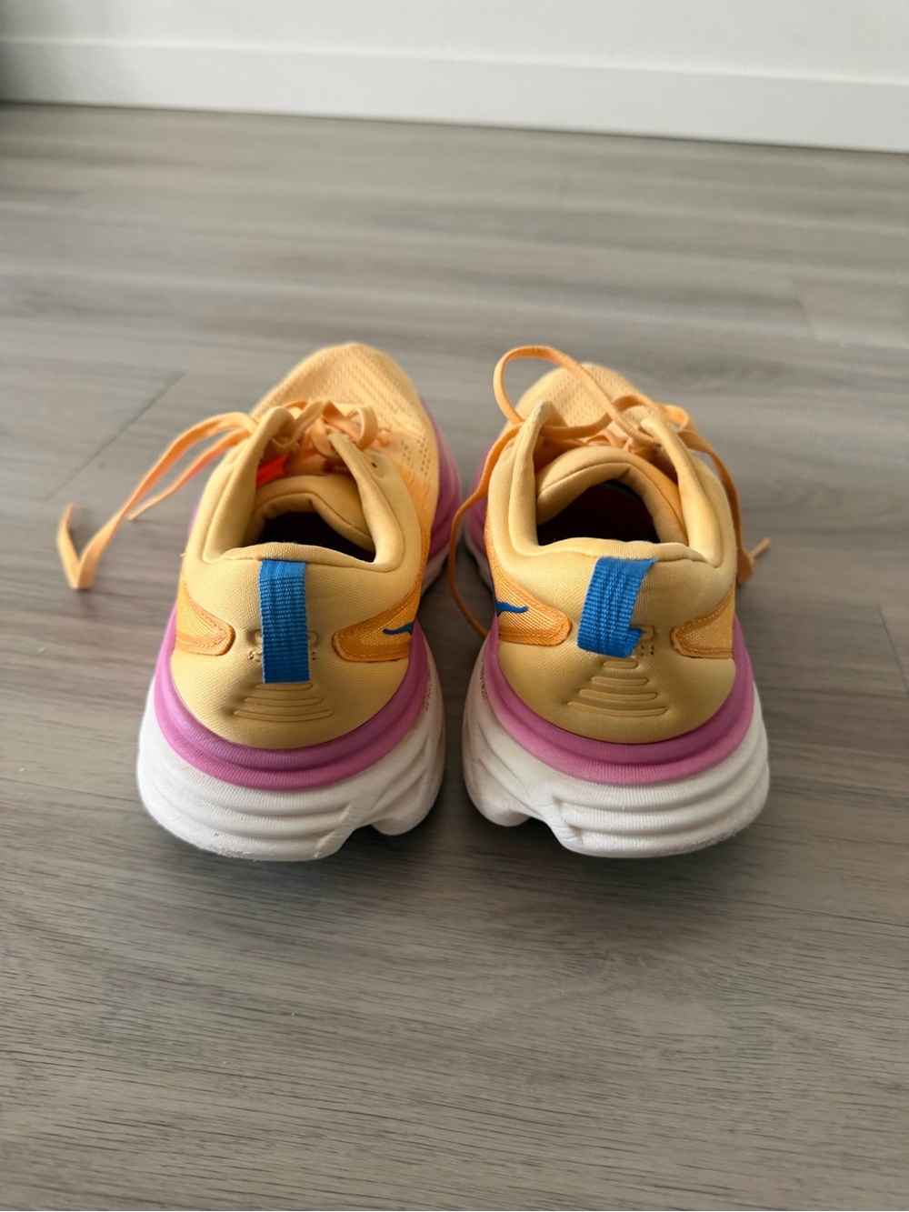 Hoka Bondi 8 - Picture 3 of 9
